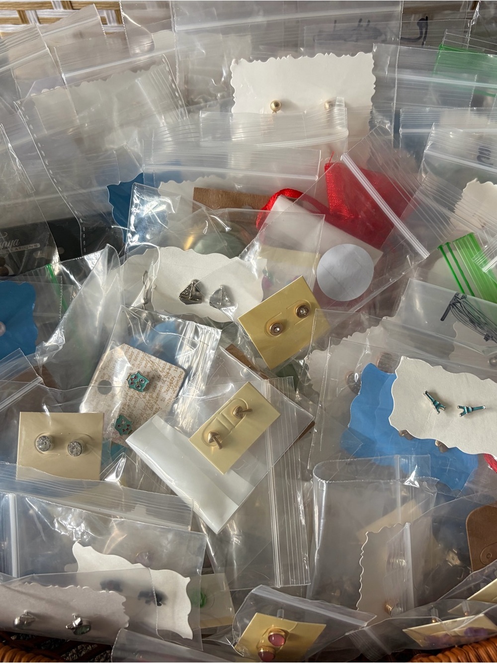 Earring Lot Assorted Earring- Mixed Colors